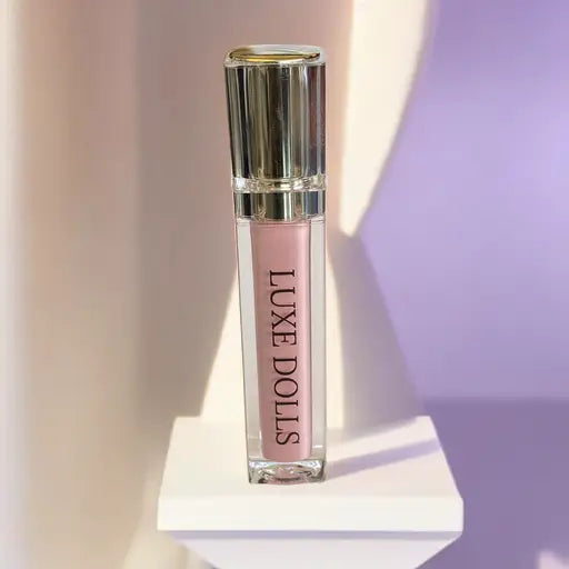 Light pink matte lip gloss