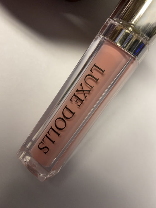 Light pink matte lip gloss